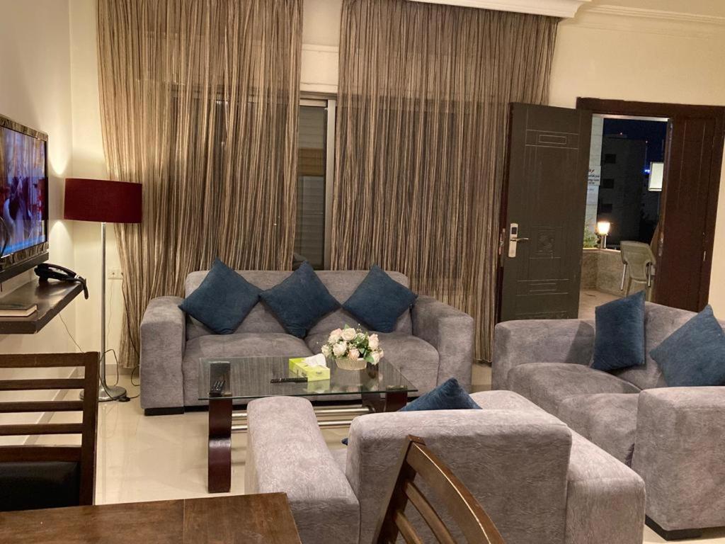 عمان Uptown Hotel Apartment المظهر الخارجي الصورة